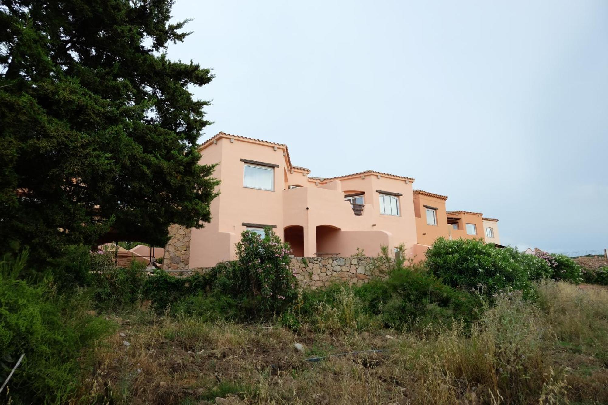 Calarossa Sardinia Apartments Изола-Росса Экстерьер фото